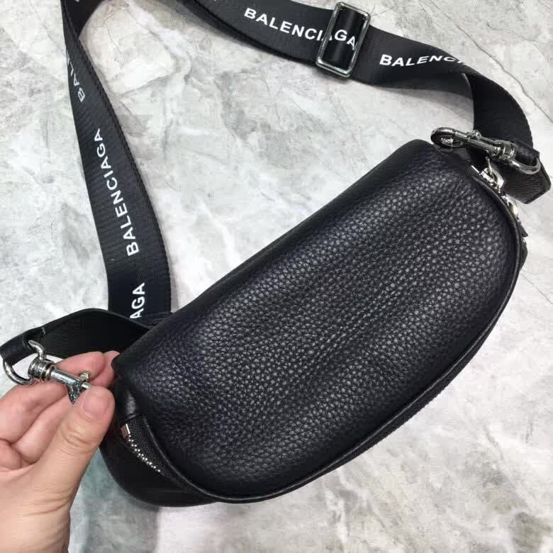 BALENCIAG巴黎世家 2018新品 斜挎包  BL1844